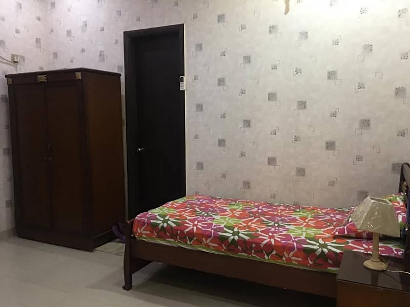 Ideal Corner House Is Available For Sale In Karachi 7