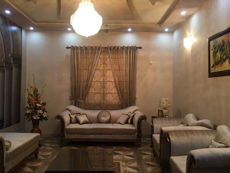 Ideal Corner House Is Available For Sale In Karachi 15