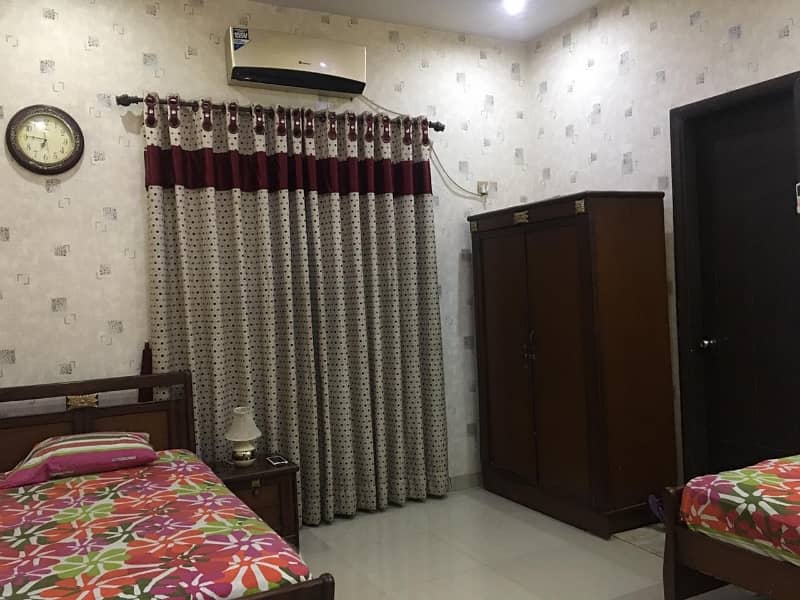 Ideal Corner House Is Available For Sale In Karachi 24
