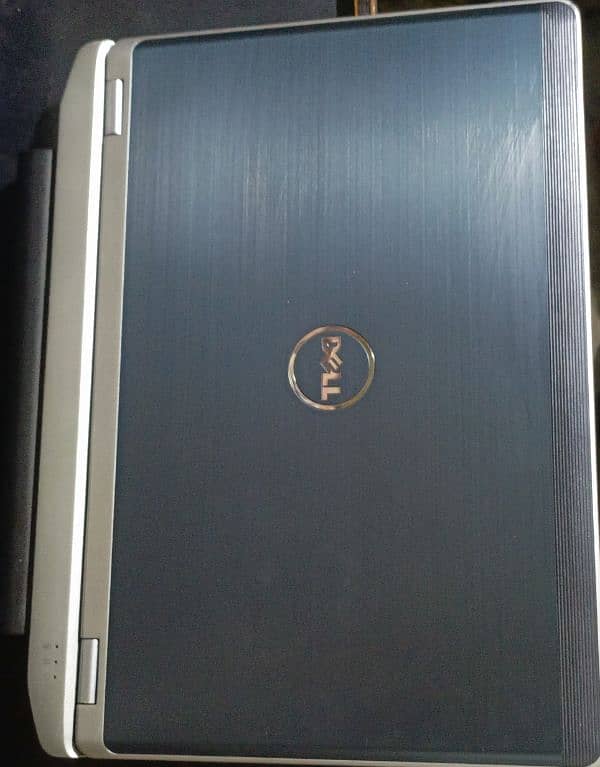 Dell latitude E6230 0