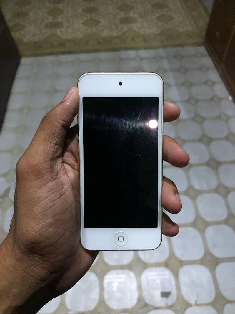 iPod 7th Generation - 32gb 1