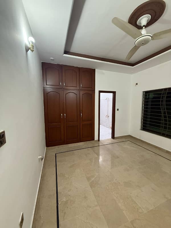 Brand new 2nd floor Appartment Jaan colony chaklala scheme 3 0