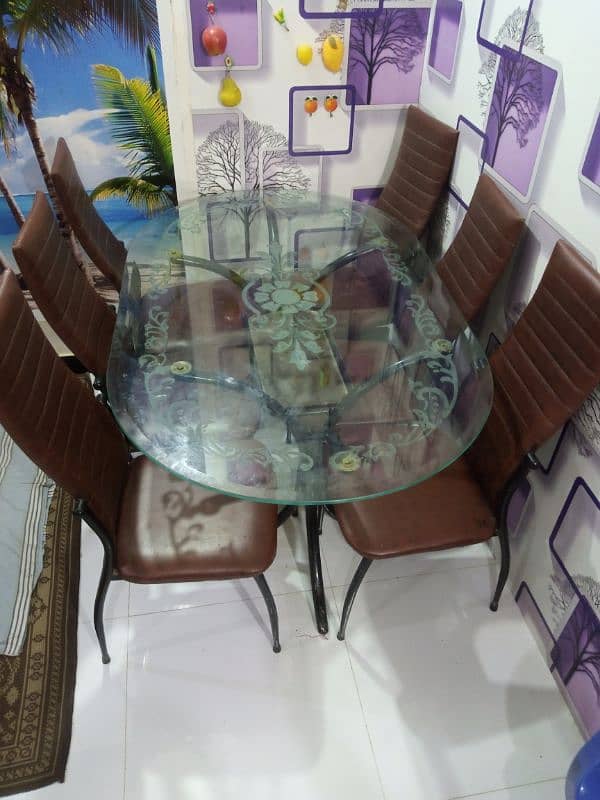 dinner table for sell 2