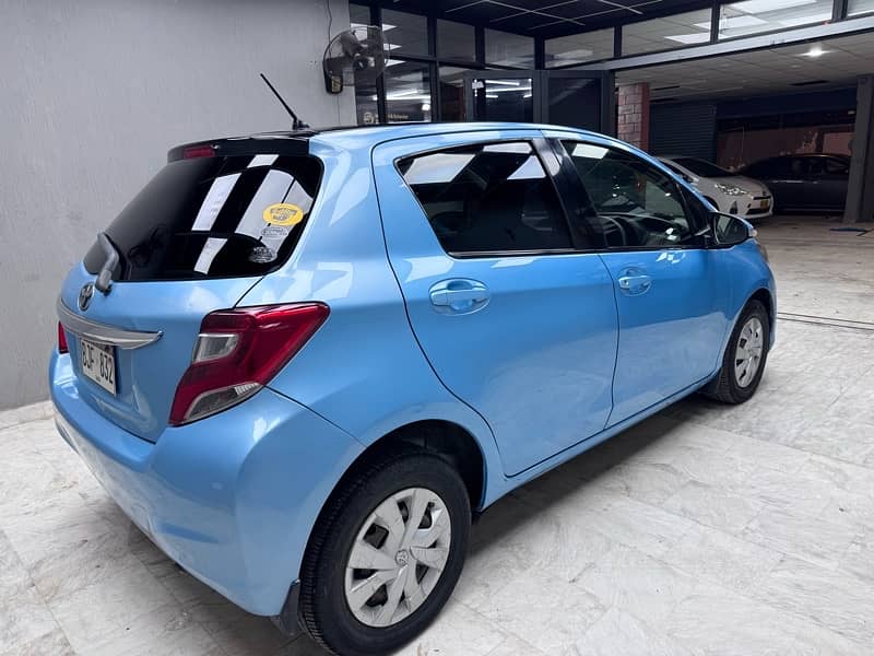 Toyota Vitz 2014 3
