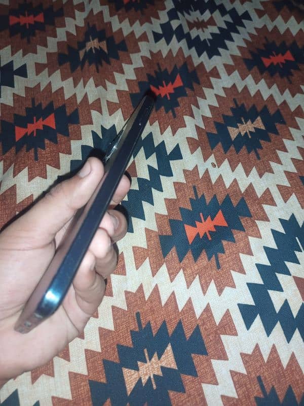 techno spark 10c 4/128 0