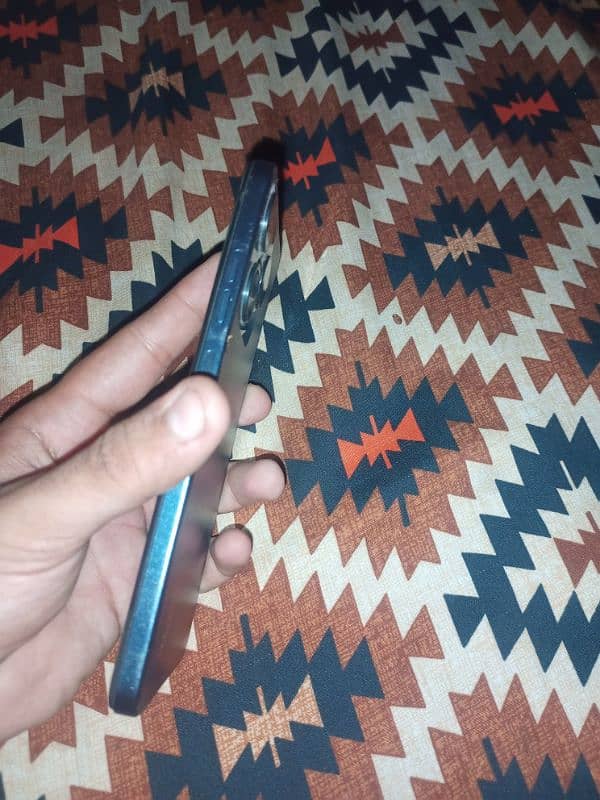 techno spark 10c 4/128 1