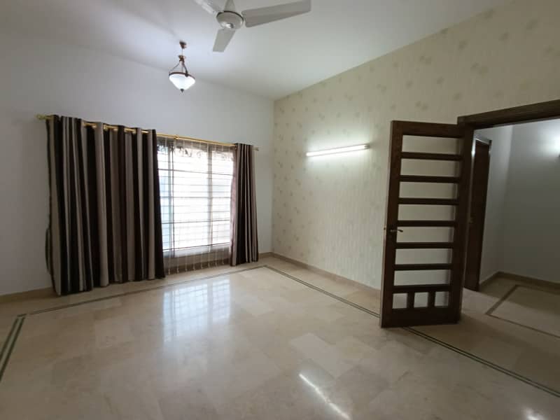 Ground Portion Is Available For Rent In I-8 ISLAMABAD 2