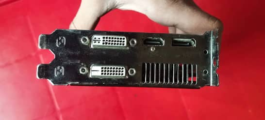 Amd Graphics Card 6850 1GB GDDR5 256 BITS 3