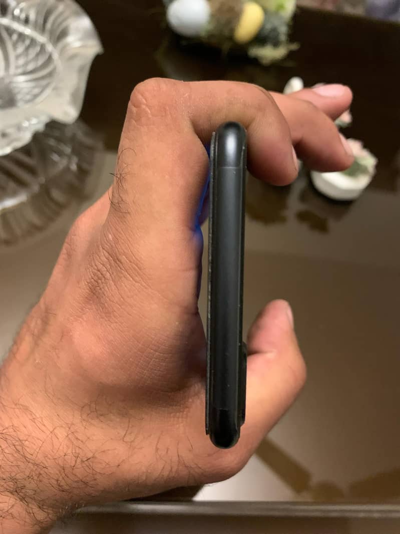 Apple iphone 7 plus 11