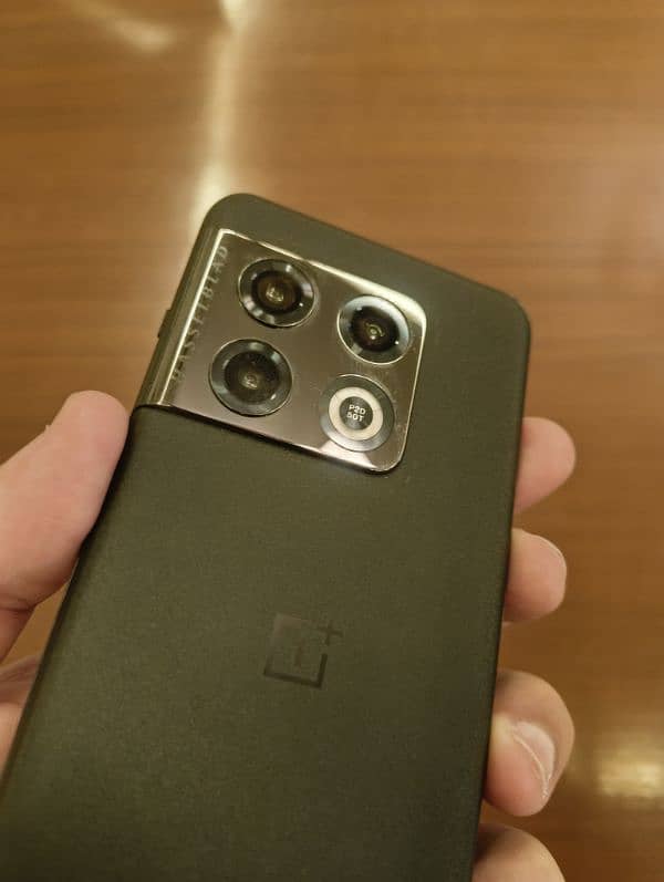 one plus 10 pro official PTA approved 10/10 condition 2