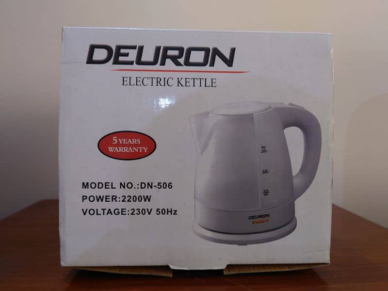 Electric kettle, citrus machine, steel degchi and glassware 0