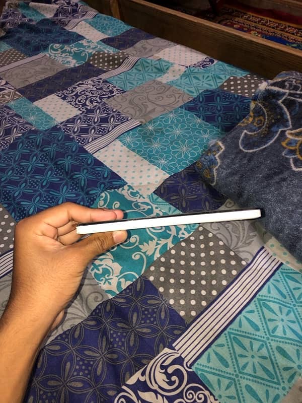 infinix smart 7 condition 10:7.5 all okay minor scratches 7