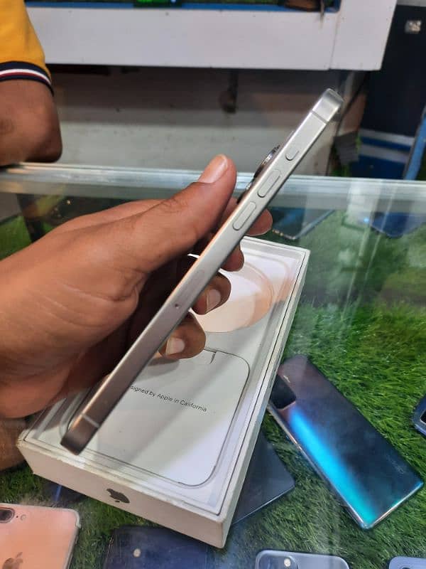 iphone 15 pro max 256gb non active 3