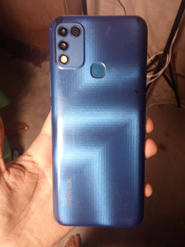 Infinix hot 10 play 3/32 Pta approved with box 2