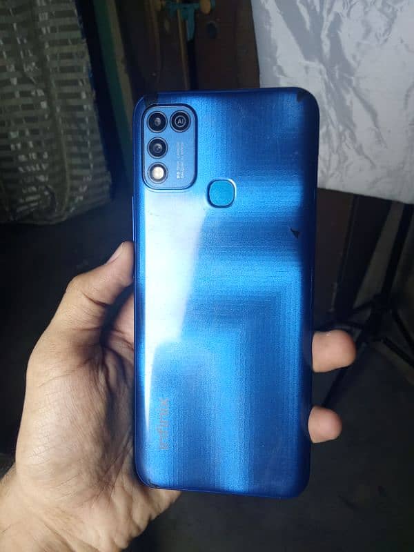 Infinix hot 10 play 3/32 Pta approved with box 4
