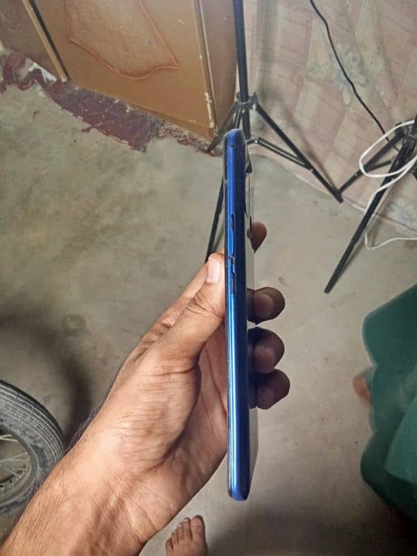 Infinix hot 10 play 3/32 Pta approved with box 6