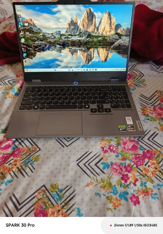 Gaming Laptop Lenovo LOQ 1