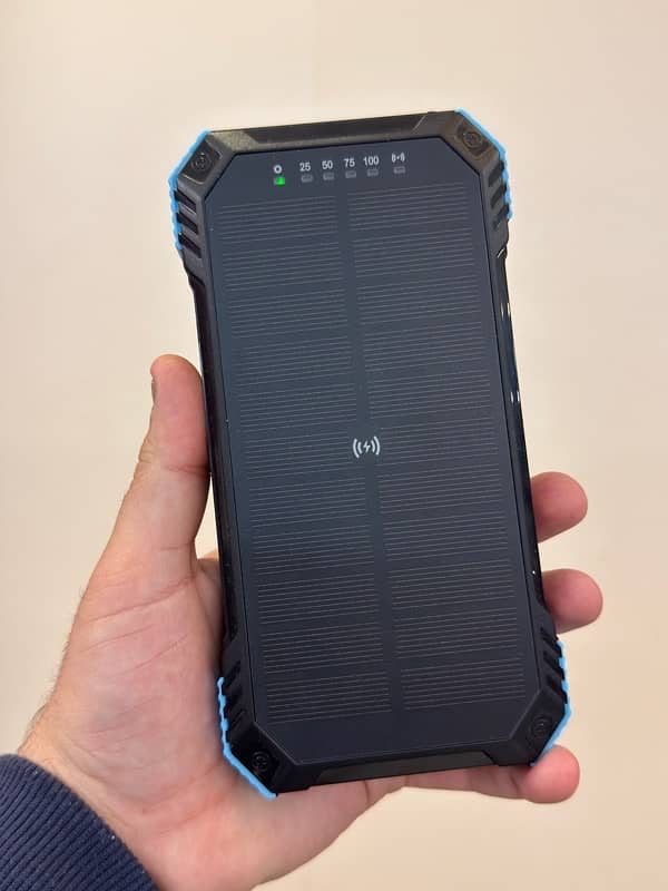 Solar Power bank 20000 mAh 0