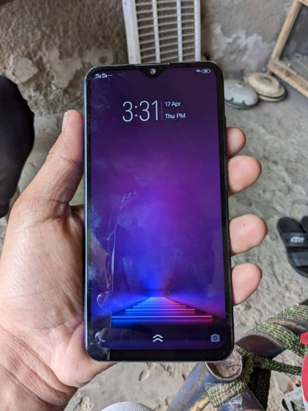 vivo mobile 4/64  10 by 8, condition 1