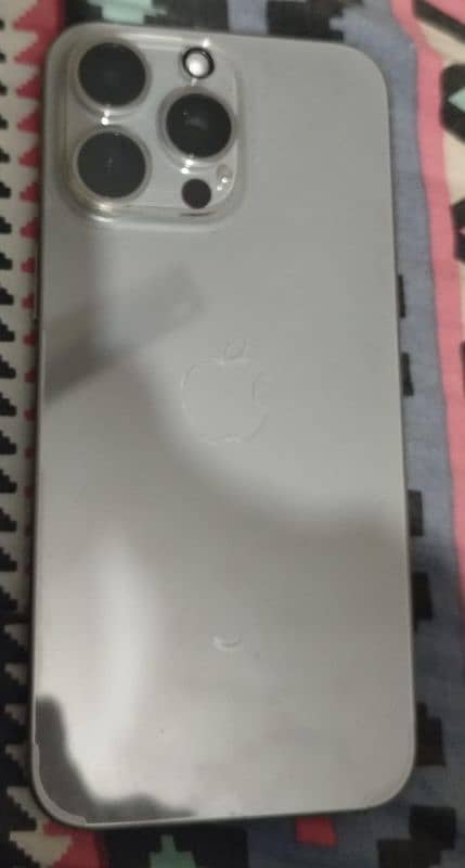 15 pro max LLA, JV, 256gb, 10/10 natural titanium, B. health 100% 0