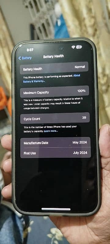 15 pro max LLA, JV, 256gb, 10/10 natural titanium, B. health 100% 1