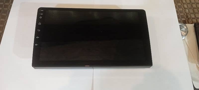 ANDROID UNIVERSAL CAR SCREEN FIT IN ANY CAR 1