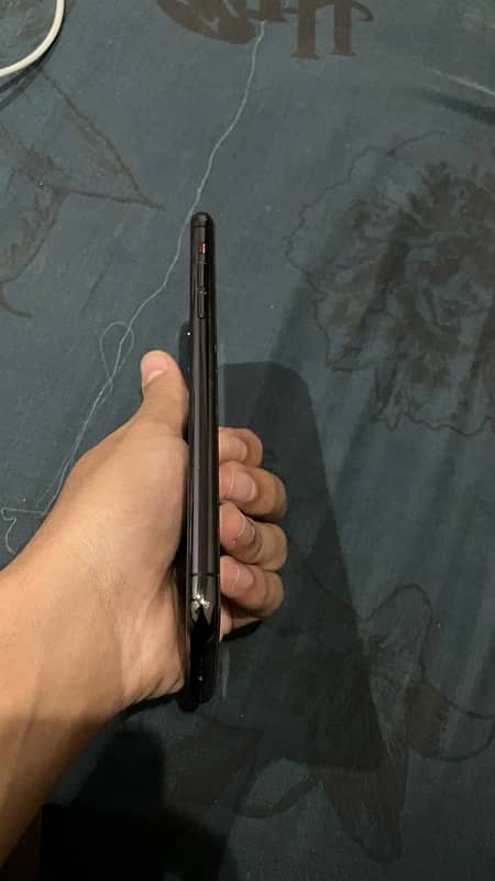 iphone 11 pro max 256gb non pta 4