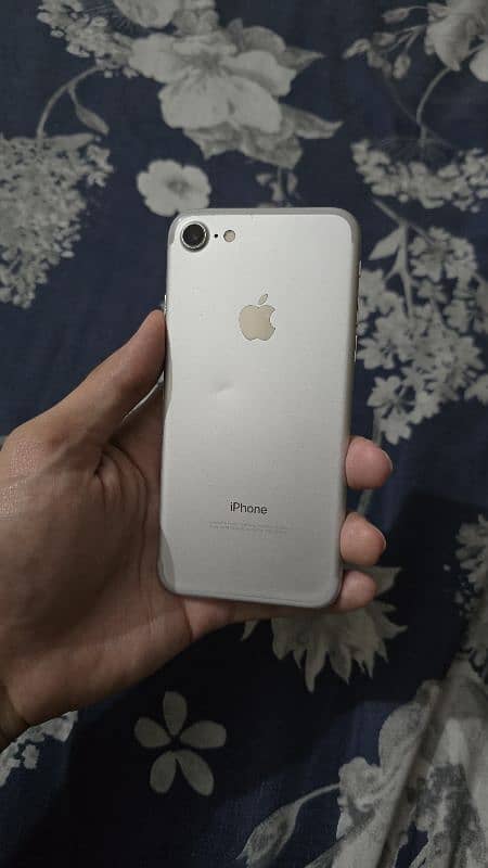 iphone 7 128 gb pta approved factory unlocked 3