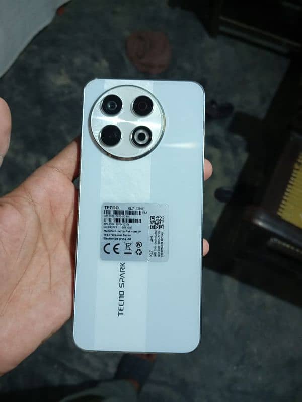Tecno Spark 30 pro (10months warranty} 1