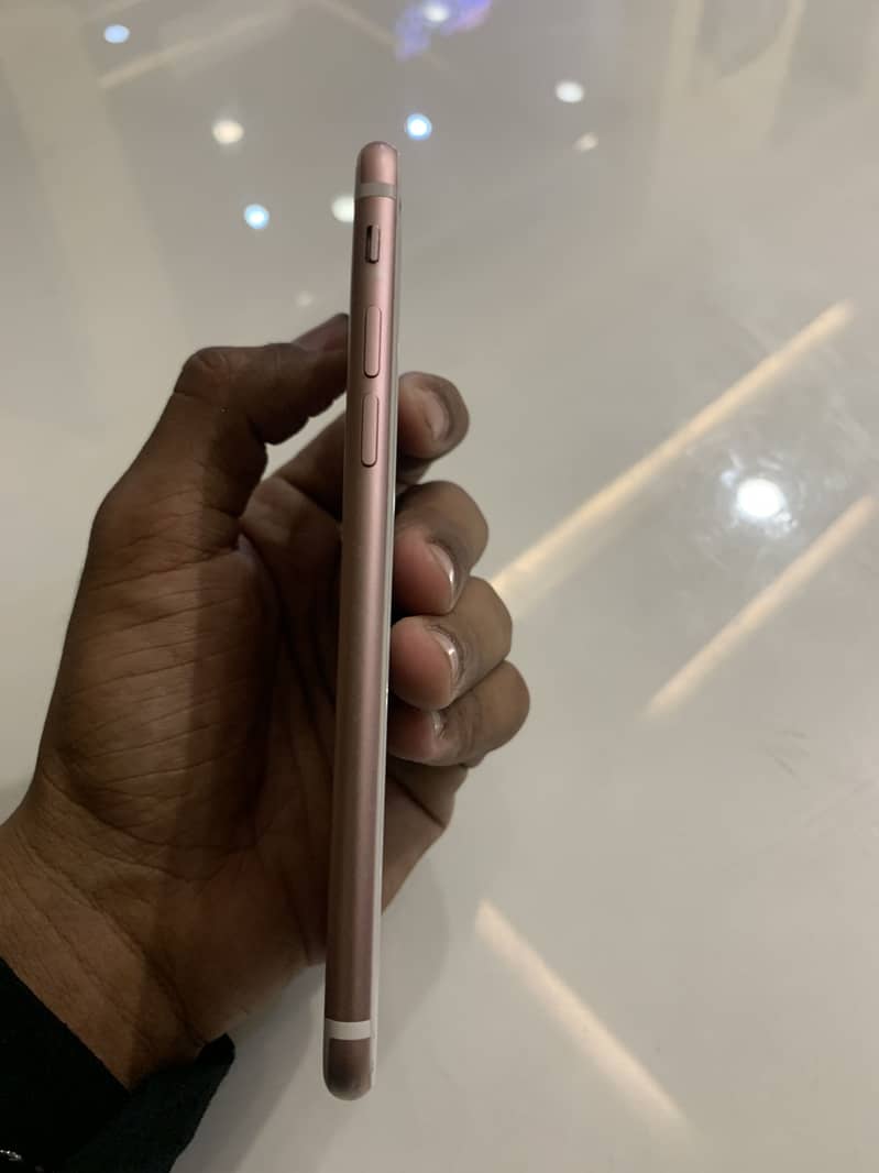 iPhone 7 PTA approved 1