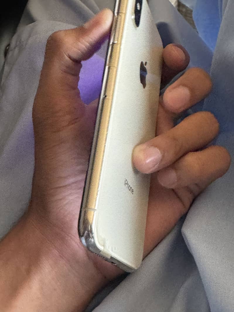 i phone x (NoN PTA) 256GB white silver (with Box) 1