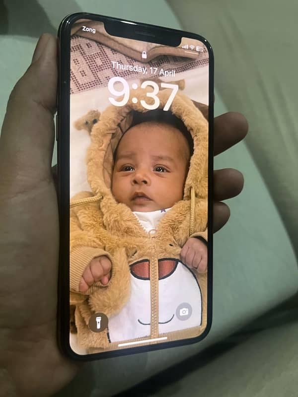 iphone xs pta approved used very good condition 256gb storage 1
