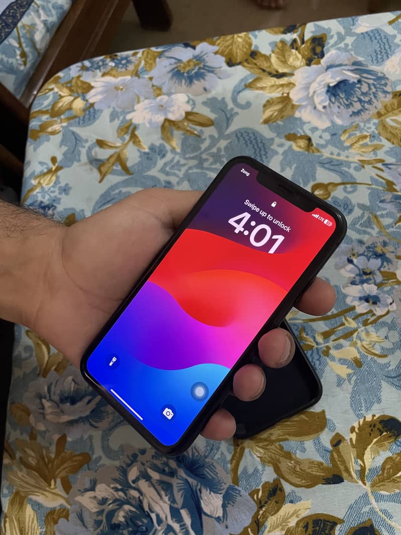 Iphone 11 PTA Approved Dual physical & E-Sim 128 GB 1