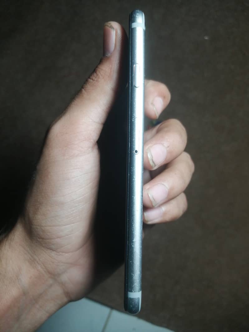 iphone 6 128 gb non pta all ok with orignal charger cable 03315767020 1