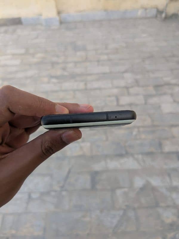 Google pixel 6a 4