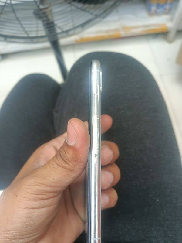 Iphone X ( 256gb) 10by10 bas panel change but all ok 2