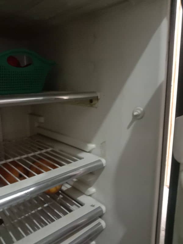dawlance large size refrigerator 2