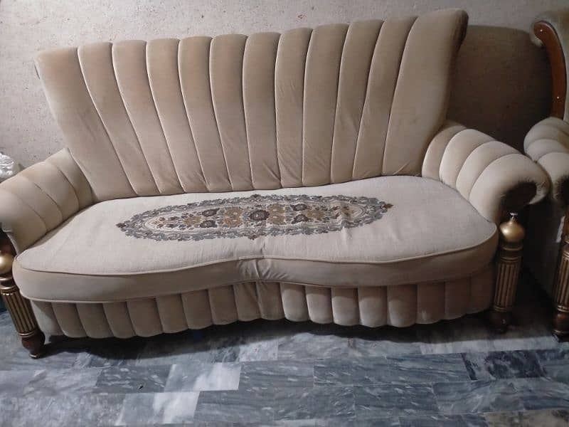sofa 2chairs 1