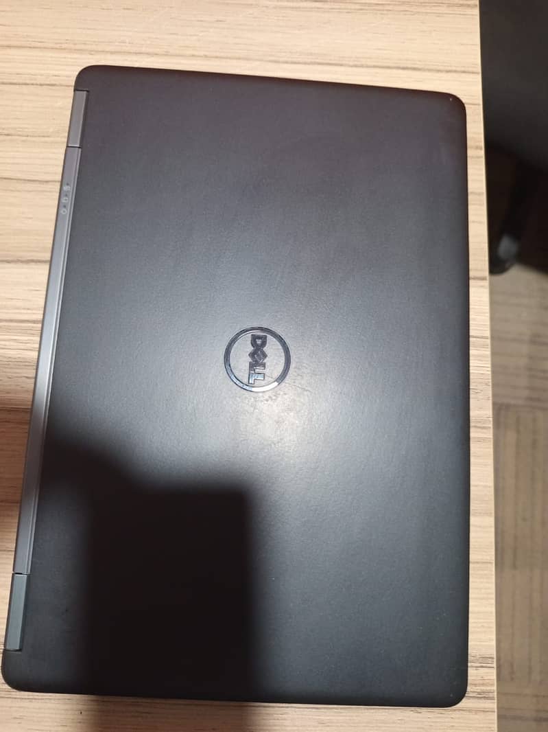 Dell Latitude E7250 1