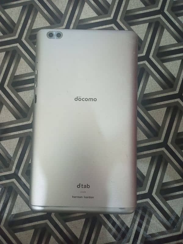 docomo d tab 4