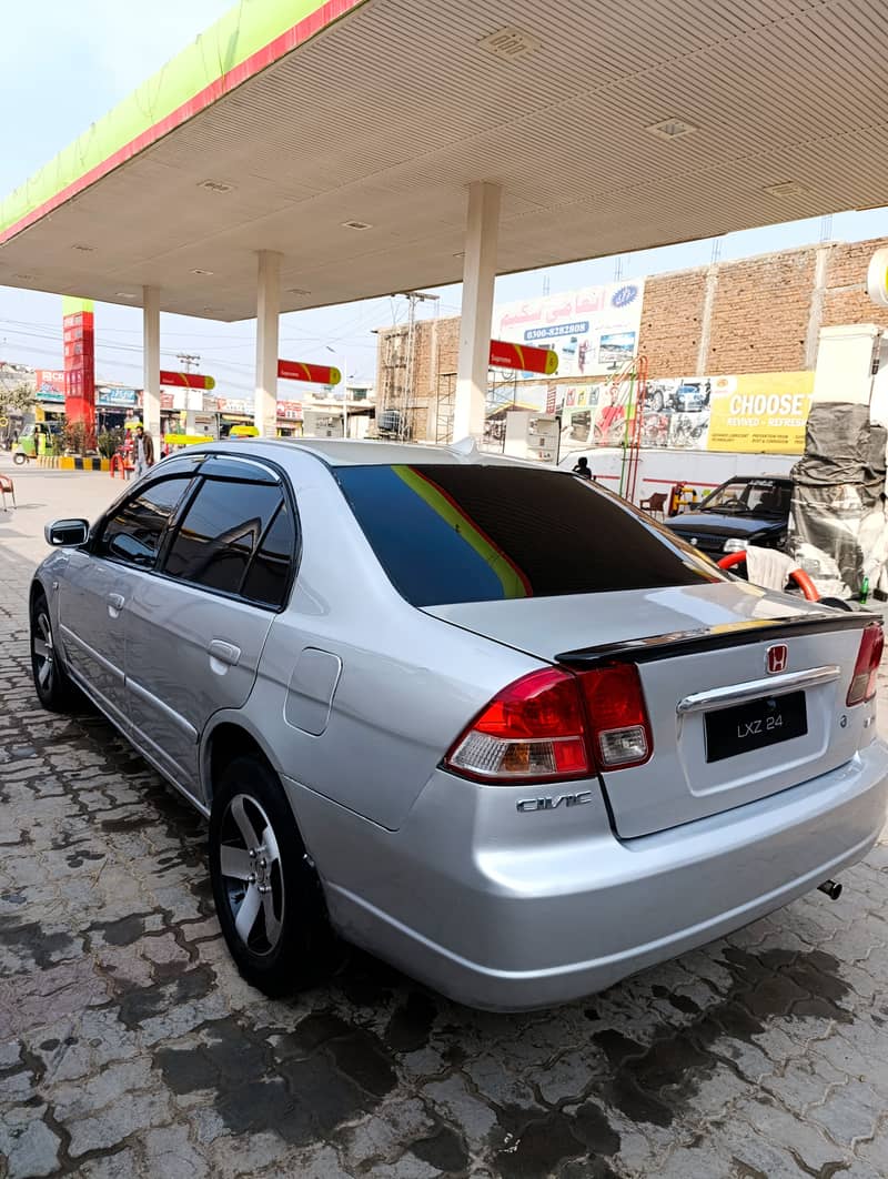 Honda Civic VTi 2001 4