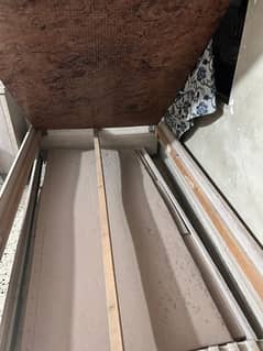 single bed length 6.9 feet by width 3.8 ft more details in description