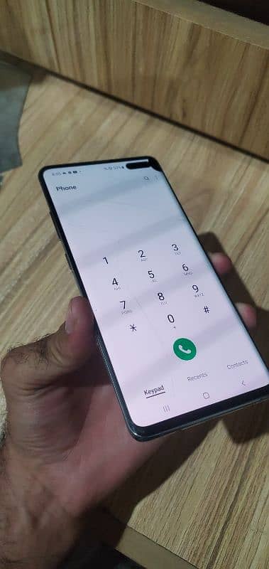 samsung galaxy s10 5g 8GB ram 512gb rom pta approved 1
