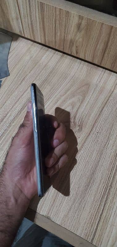 samsung galaxy s10 5g 8GB ram 512gb rom pta approved 4