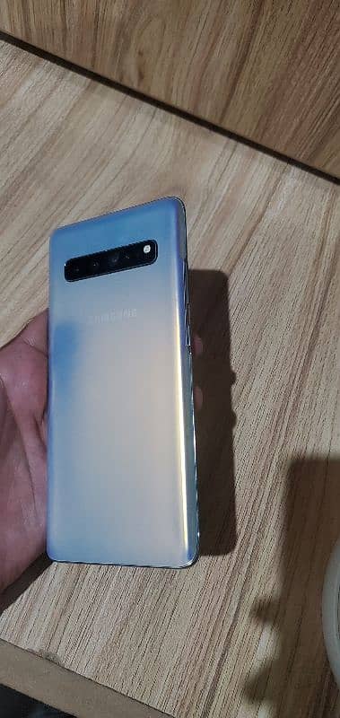 samsung galaxy s10 5g 8GB ram 512gb rom pta approved 5