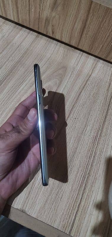 samsung galaxy s10 5g 8GB ram 512gb rom pta approved 10