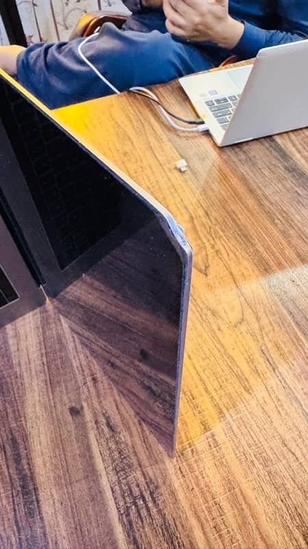 Mac book Pro 2017 model with touch bar, intel i7, 512GB storage 5