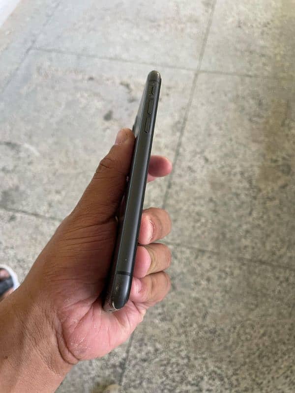 Iphone 11 NON PTA 1