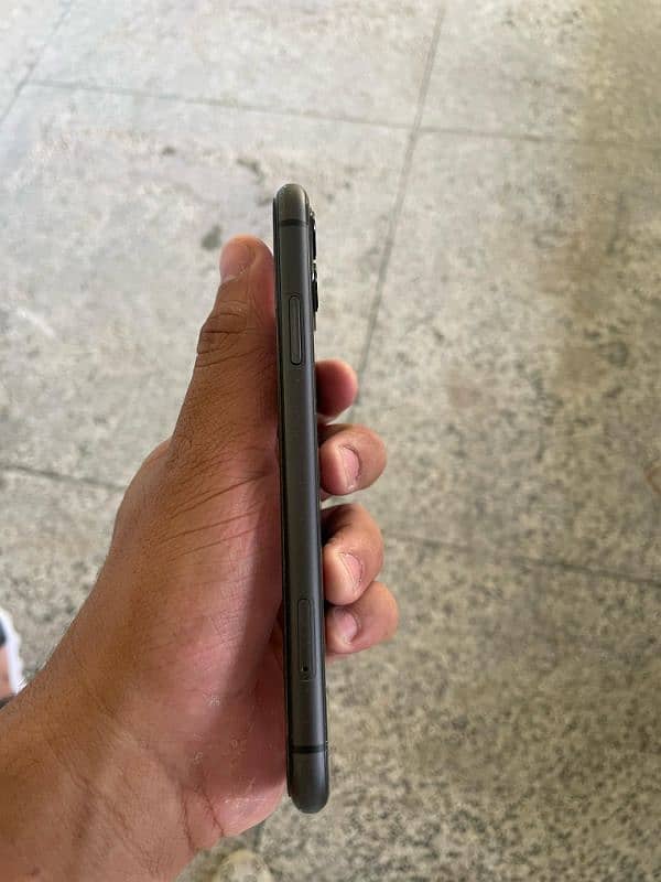 Iphone 11 NON PTA 2