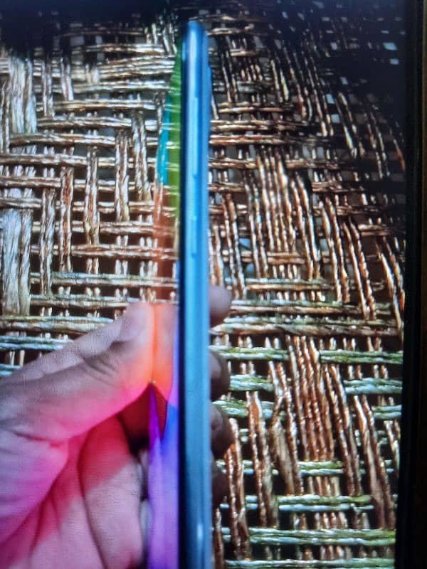 Samsung galaxy A51 with box charger original nai he condition 10/9 1